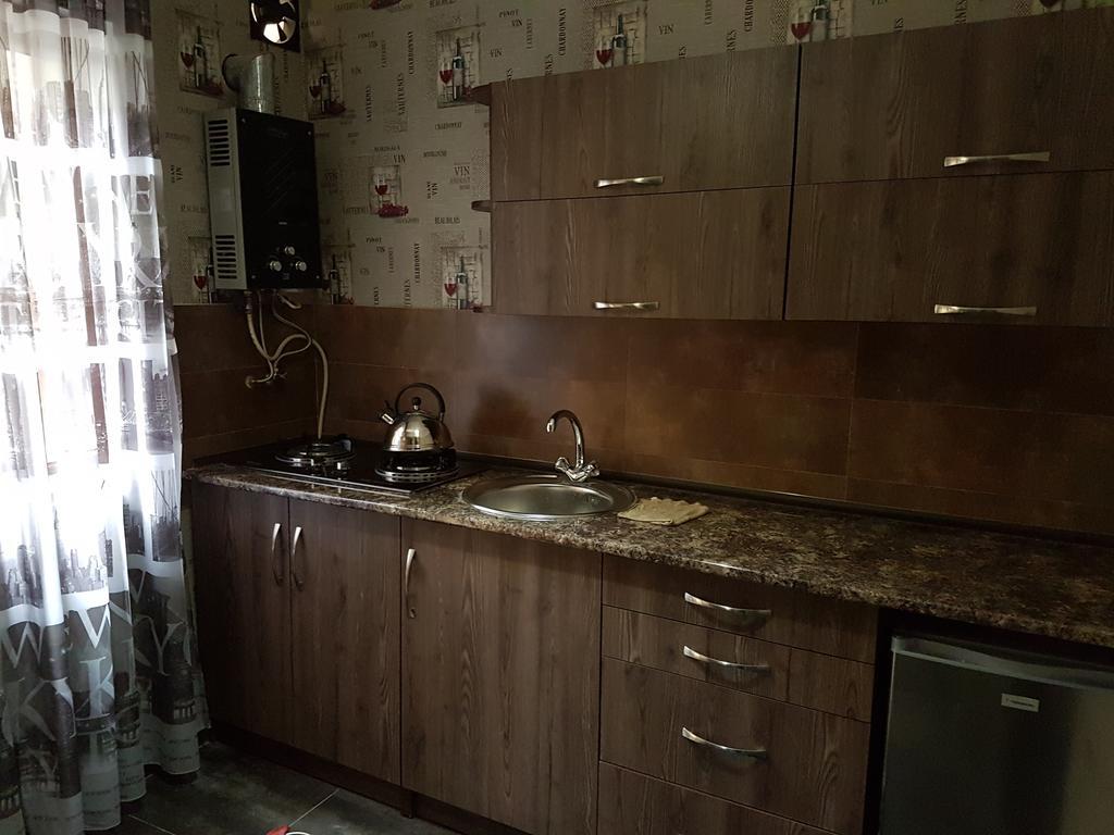 Emi House Otel Borjomi Dış mekan fotoğraf