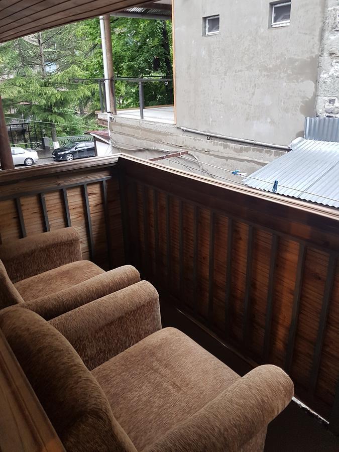 Emi House Otel Borjomi Dış mekan fotoğraf